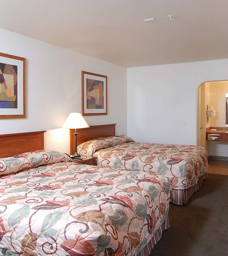 Guestrooms at Premier Inns Tolleson