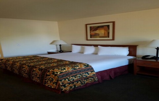 Premier Inns Tolleson King Room